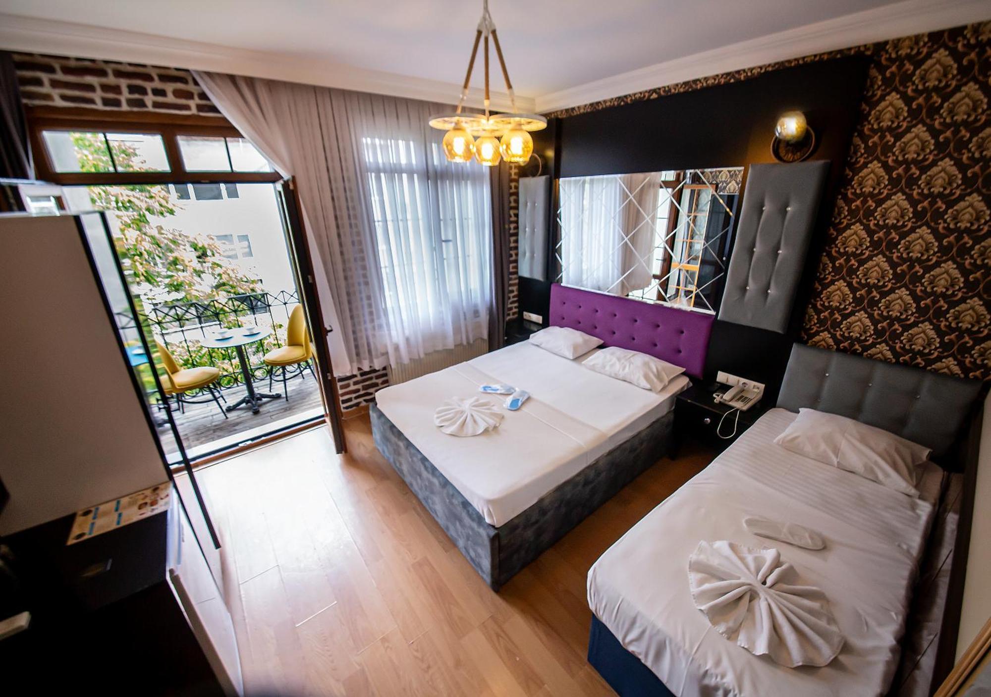 Отель Royal Garden And